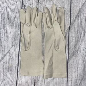 Vintage girls classic beige gloves big kid small